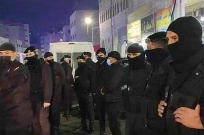 اندلاع مشاجرة بين عدة أشخاص وحرق محل تجاري في معان