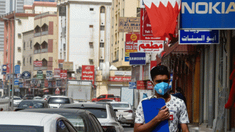 البحرين ..  66 إصابة بكورونا في صفوف العمال الوافدين