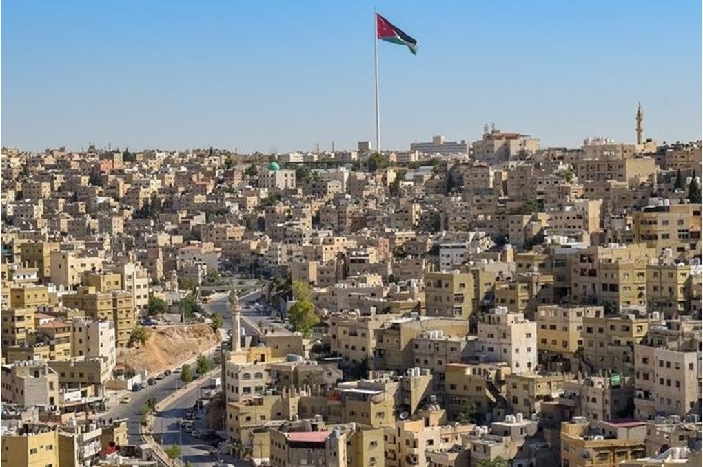 أجواء معتدلة في أغلب المناطق حتى الاثنين