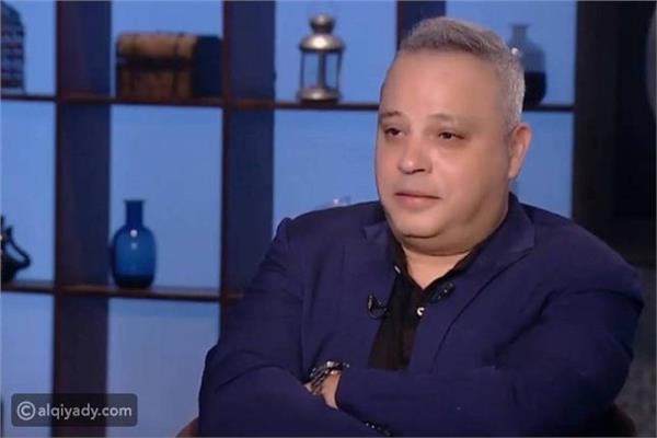 تامر عبد المنعم ينتقد عمليات تجميل السيدات: "شكلكم بقى زي الزومبي"