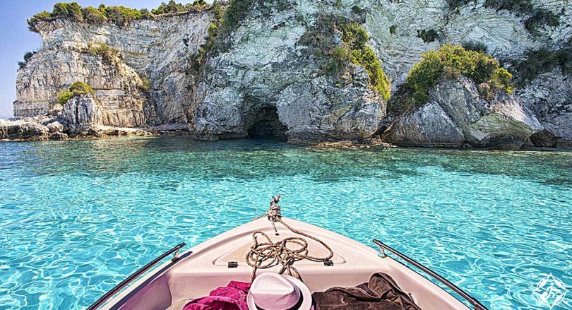 بالصور .. جزيرة باكسي واحة سحرية من الهدوء في قلب اليونان