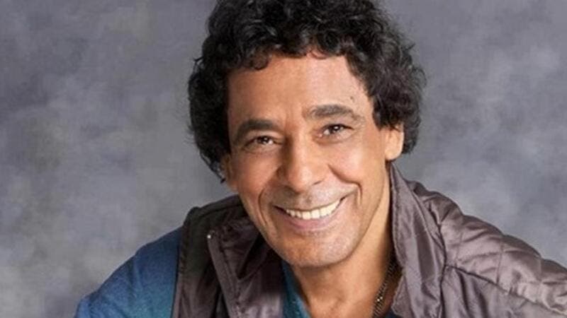 محمد منير في عيد ميلاده الـ66: "كل سنة وكل جمهوري طيب"