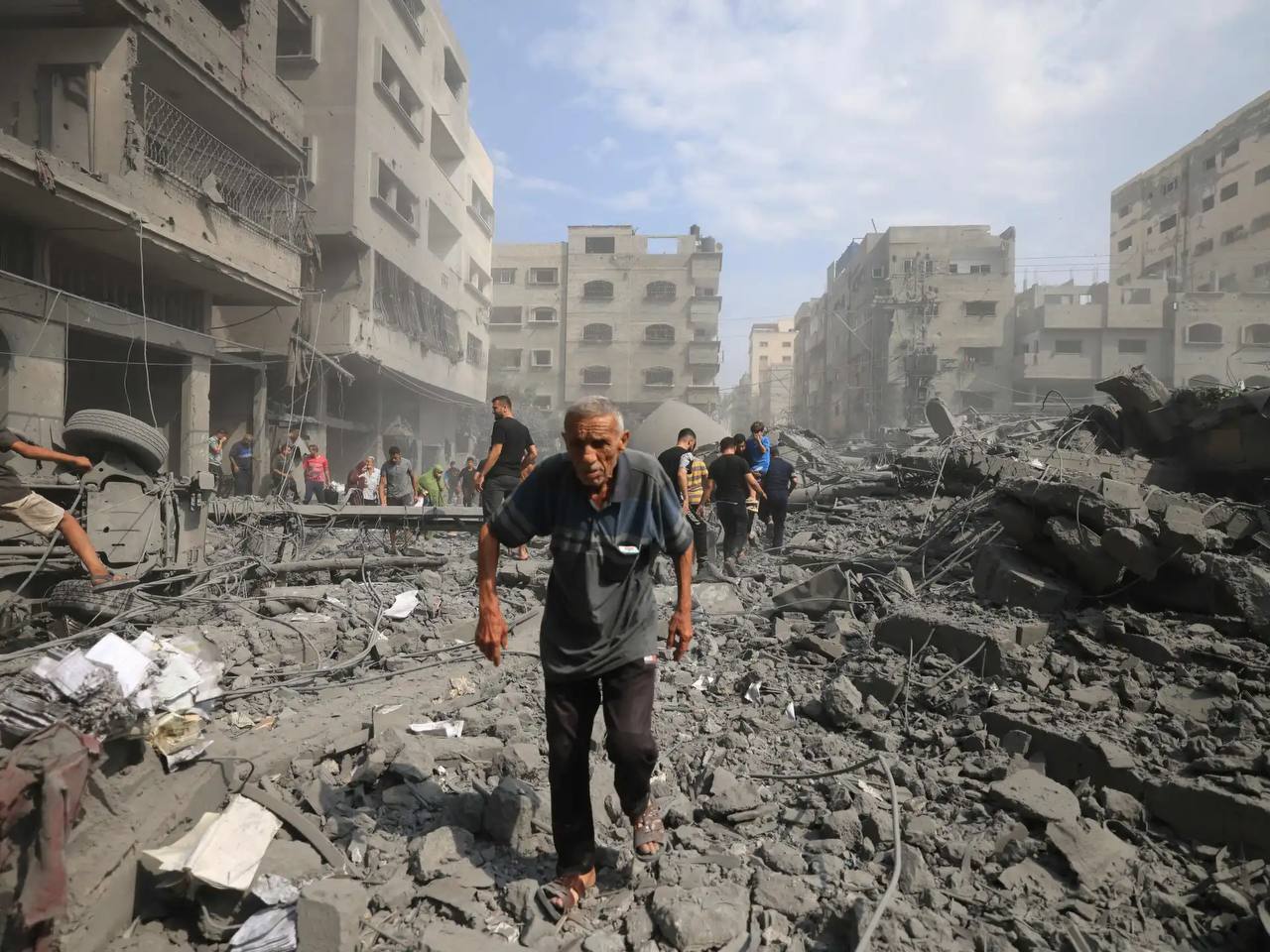  استشهاد 19 فلسطينياً في قصف للاحتلال جنوب ووسط غزة - بينهم 6 أطفال ورضيعة 