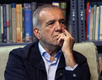 الرئيس الإيراني الجديد يؤكد دعم بلاده لحزب الله في مواجهة "إسرائيل"