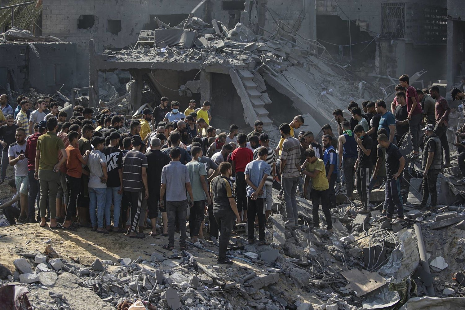 “أونروا”: 2.1 مليون محاصر في غزة يتعرضون للقصف والتجويع