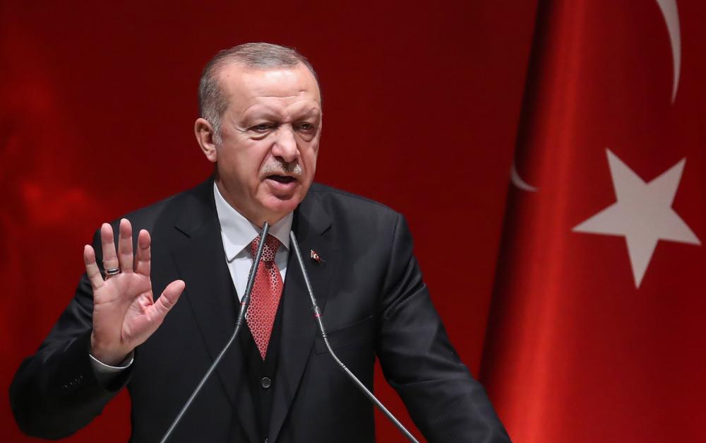 اردوغان يقول إن وزير خارجيته ألزم نظيره اليوناني حدوده
