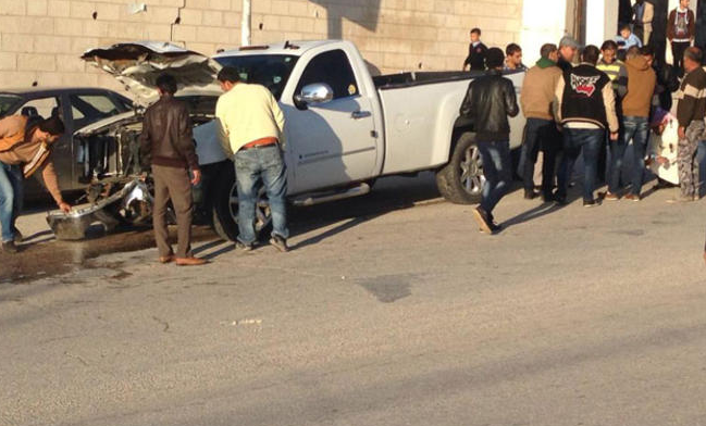 (9) إصابات  بحادث تصادم  بين مركبة وبكب في محافظة عجلون 
