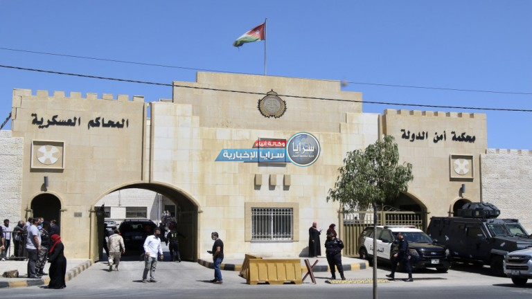 بدء عقد جلسة النطق بالحكم في قضية التبغ