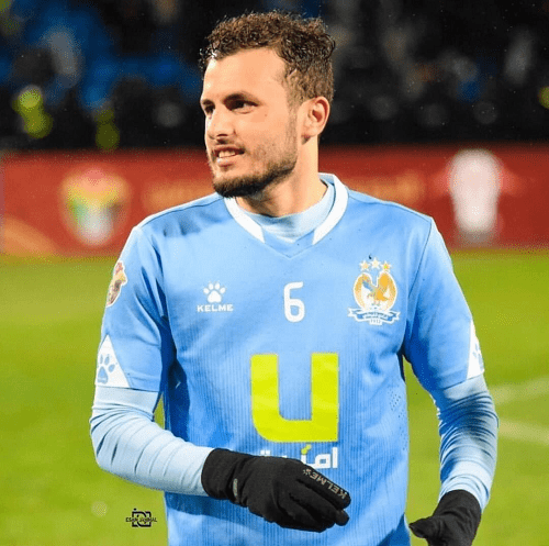 الوحدات يطمئن على لاعب الفيصلي صيصا