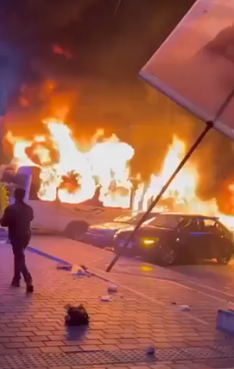 شاهد حجم الدمار الذي تسببت به الصواريخ الإيرانية ..  فيديو