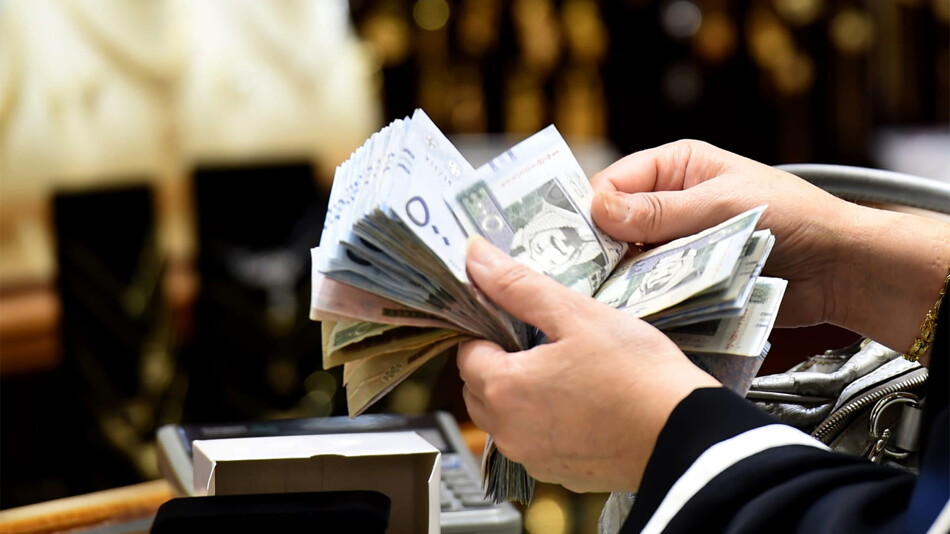 السعودية ..  "حساب المواطن" يكشف "6 أثرياء" تلقوا دعمًا لأكثر من عامين