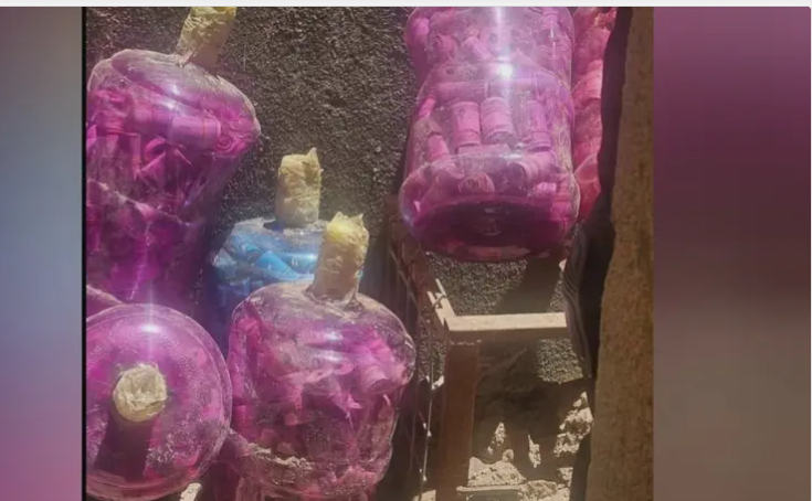 الأمن العراقي يضبط 11 قارورة مملوءة بالأموال بمنزل الجميلي