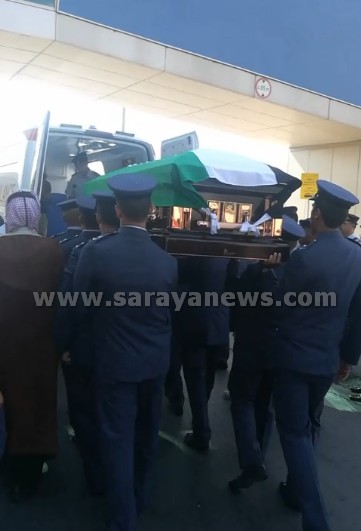  بالصور : وصول جثمان الشهيد الطيار احمد الخوالدة الى عمان