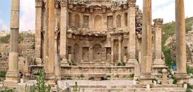 ألف زائر لمدينة جرش الأثرية يوميا