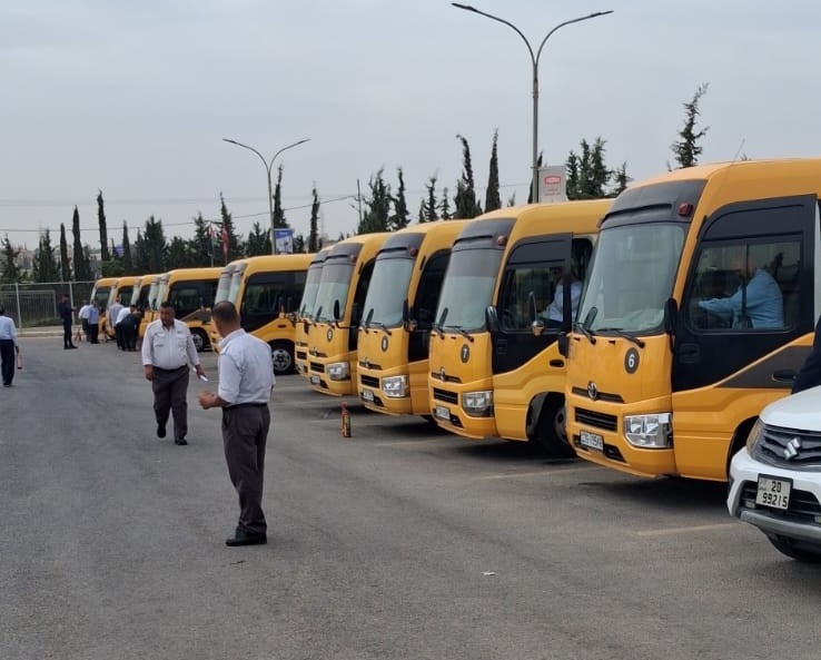 "الأمن العام" تتفقد أسطول حافلات "الشرق الأوسط" ..  جهود وقائية لحماية الطلبة وتعزيز السلامة المرورية