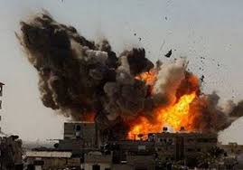 فيديو مؤلم لطفلة سورية جريحة تنادي والدها بعد تعرضهم للقصف