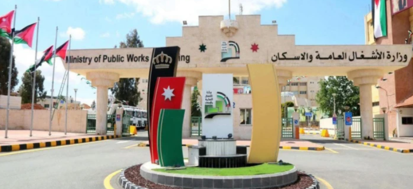 الأشغال: نظام الرقابة على مشاريع الإعمار يعزز دور الجهات المانحة للتراخيص ولا يحل محلها