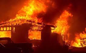 إصابتان إثر حريق منزل في بلدة المرزه بالأغوار الشمالية