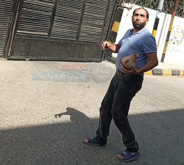 بالصور ..  مواطن يعثر على "جرة ذهب" وقطع أثرية في عجلون ويسلمها للأجهزة الأمنية ..  تفاصيل