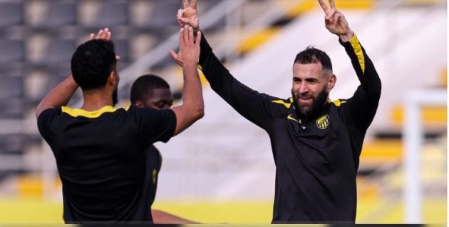 الاتحاد يُخبر الهلال بسعر بنزيمة