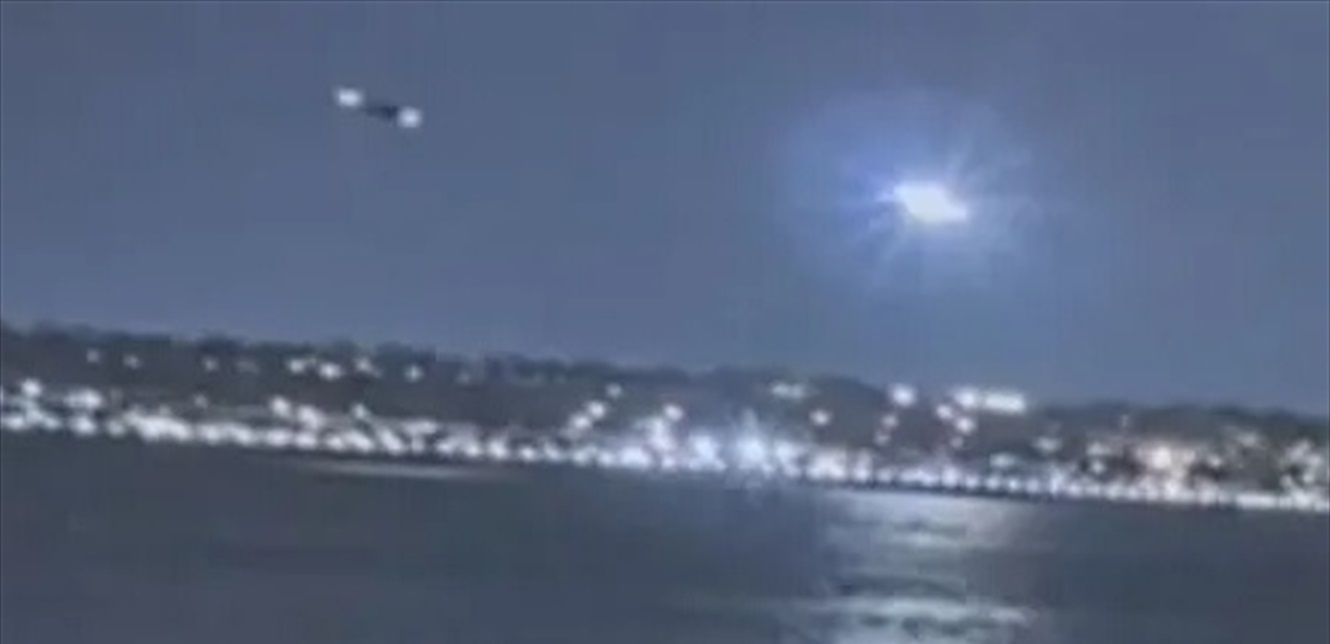بالفيديو ..  شاهد لحظة إصطدام الطائرتين في واشنطن
