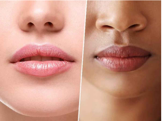 لاتغفلي عنها ..  حيل فعالة لترطيب الشفاه والحفاظ على جاذبيتها