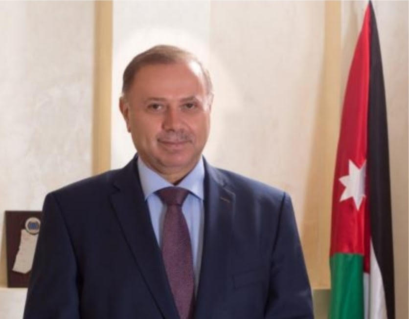 رئيس' عمان العربية ' يؤكد على الالتزام بعملية التعليم والعمل عن بعد