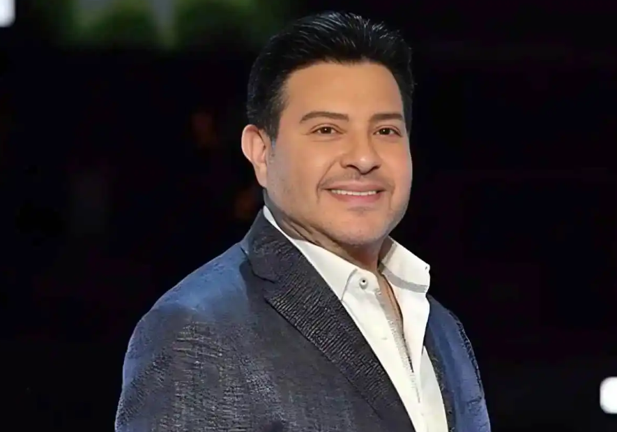 هاني شاكر يغادر العناية المركزة بعد تحسن صحته  