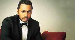 تامر حسني يكشف عن صورة ابنتيه