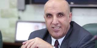 الملتزمون ضريبيا هم من يستحقون الشكر قبل انتقاد المتهربين.