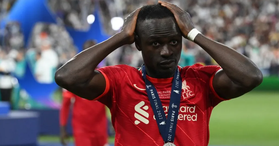 أسد التيرانغا يودع ليفربول ..  3 مرشحين لتعويض ماني