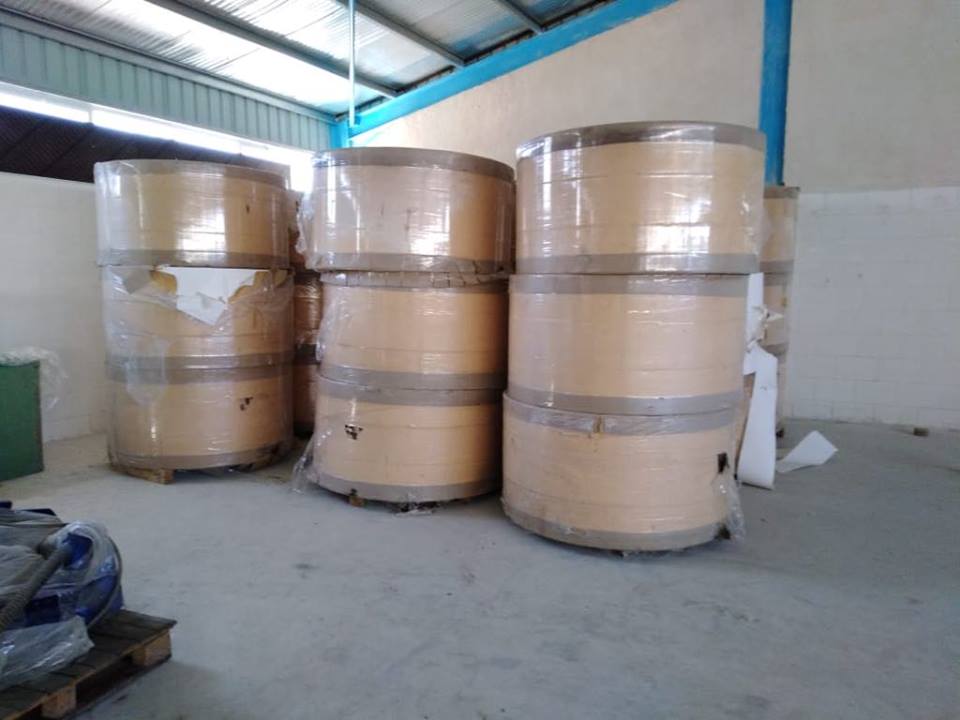 الحكومة تعلن التفاصيل الكاملة لقضيّة الدخان و قرار بمنع سفر 7 أشخاص بينهم نجل شقيق رجل اعمال الذي غادر البلاد 