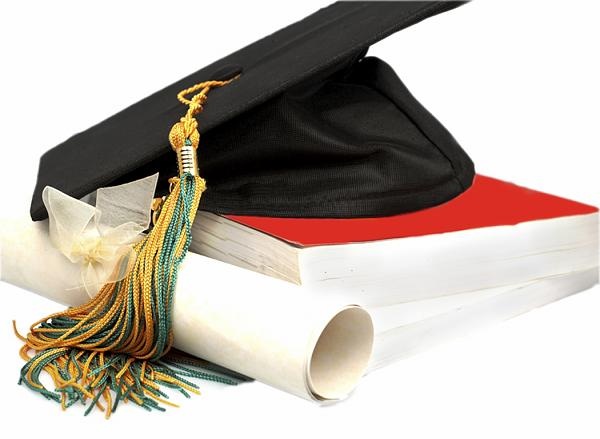 لخريسات ينال الماجستير في الهندسة المدنية 