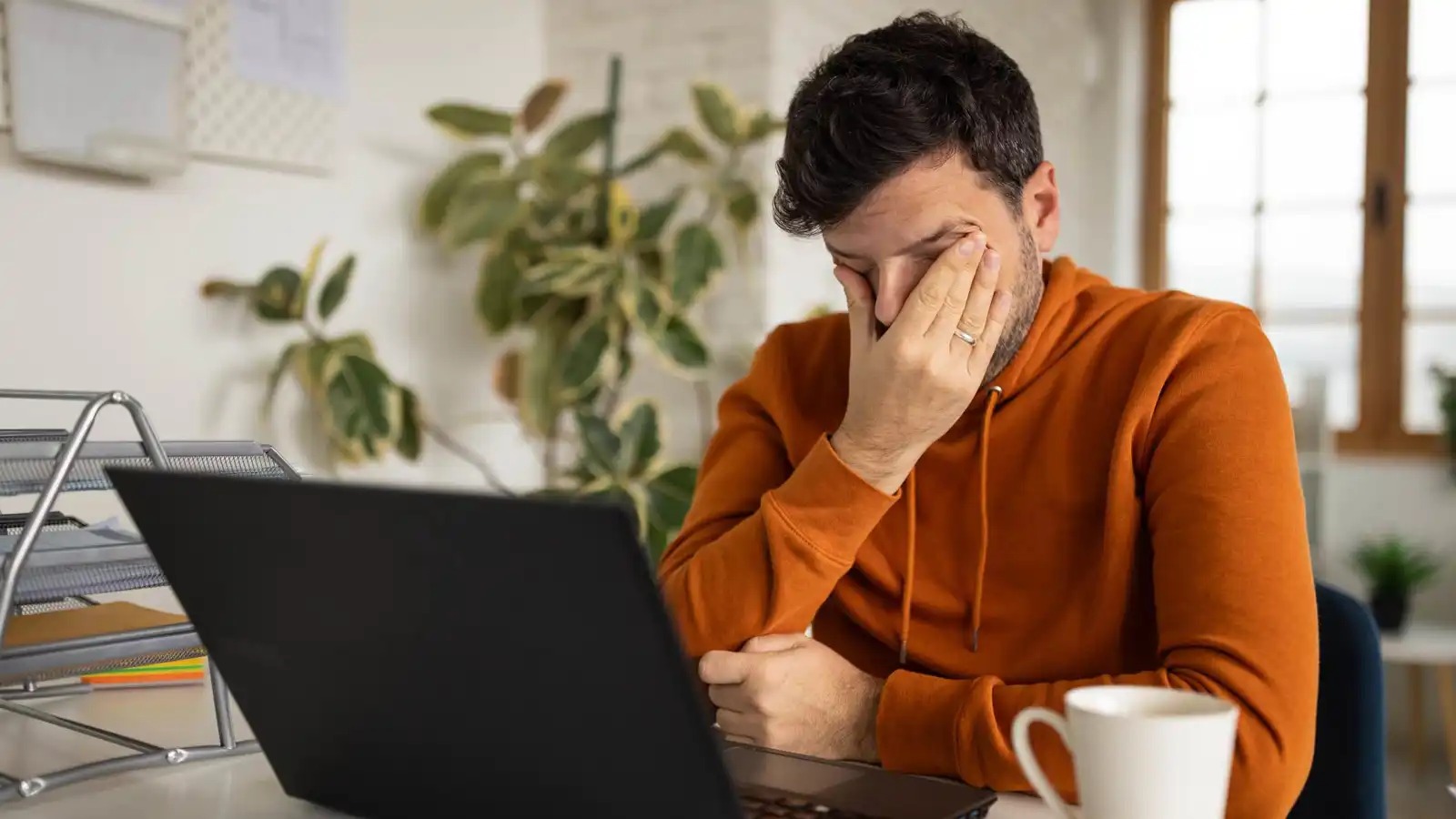 سرّ انخفاض الطاقة بعد الظهر ..  هل القهوة هي السبب؟ 