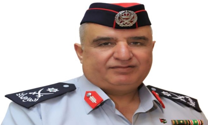 بالاسماء: ترفيع عدد من ضباط الدفاع المدني