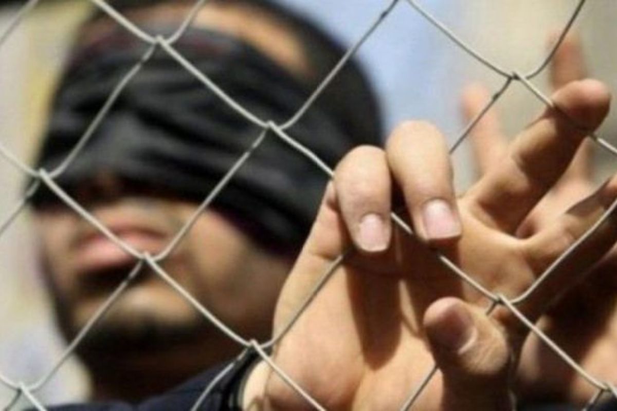 الأسرى في سجون الاحتلال يقررون الإضراب عن الطعام مطلع رمضان