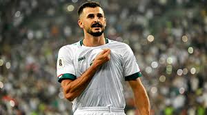 اللاعب العراقي أيمن حسين يثير الجدل بتصريحات تقسم الشارع: وصف المفجوعين بـ"الذيول" وآخرين بـ"الوطنيين" - فيديو