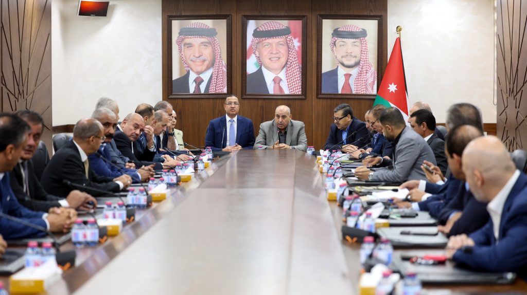 “الإدارية النيابية” تقر مشروع قانون الإدارة المحلية