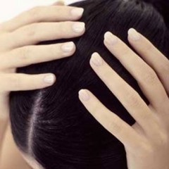  ما هي أسباب وطرق علاج تساقط الشعر؟