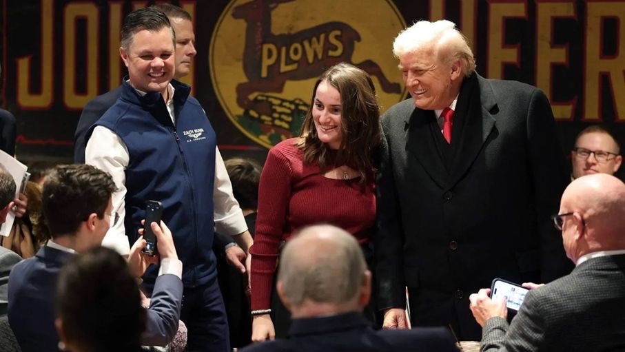 ترمب ليس قلقاً بشأن انخفاض قيمة الدولار