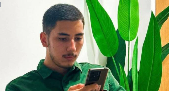 لم يبق أحد ليحتفل ..  الشهيد الغزي يحيى نسمان يحصد 96.6% في التوجيهي بعد أيام من استشهاده