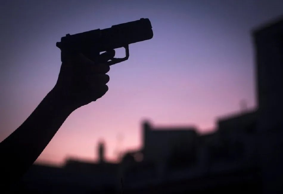 وفاة فتى 13 عاماً في الرمثا إثر إصابته بعيار ناري طائش قادم من الحدود السورية