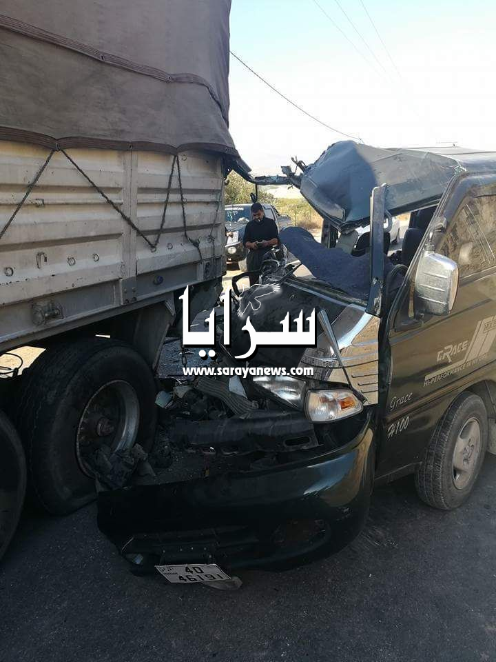 بالصور ..  الأغوار الشمالية: وفاة دركي واصابة 3 آخرين بينهم "رضيعة" بحادث سير مروع