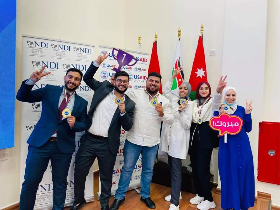 جامعة الزيتونة الأردنية تظفر بلقب مسابقة المناظرات الوطنية 2021 