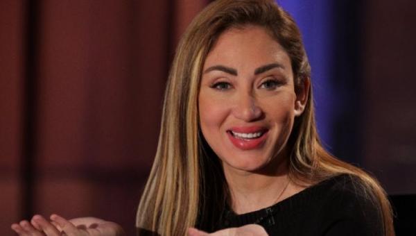 إصابة مذيعة مصرية ببكتيريا الوجه