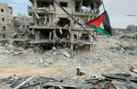 شهيدان في خان يونس أحدهما متأثرا بجراحه