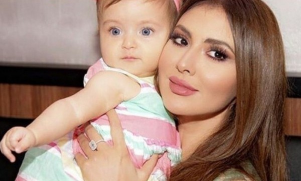مريم حسين غاضبة: "كيف بنتي عيونها زرق؟"