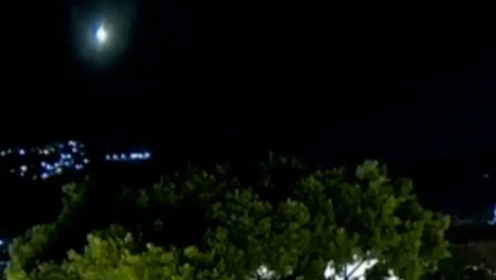 بالفيديو ..  جسم ناري يضيء سماء المكسيك ويثير الجدل