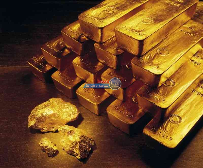 ضعف الدولار يدعم الذهب