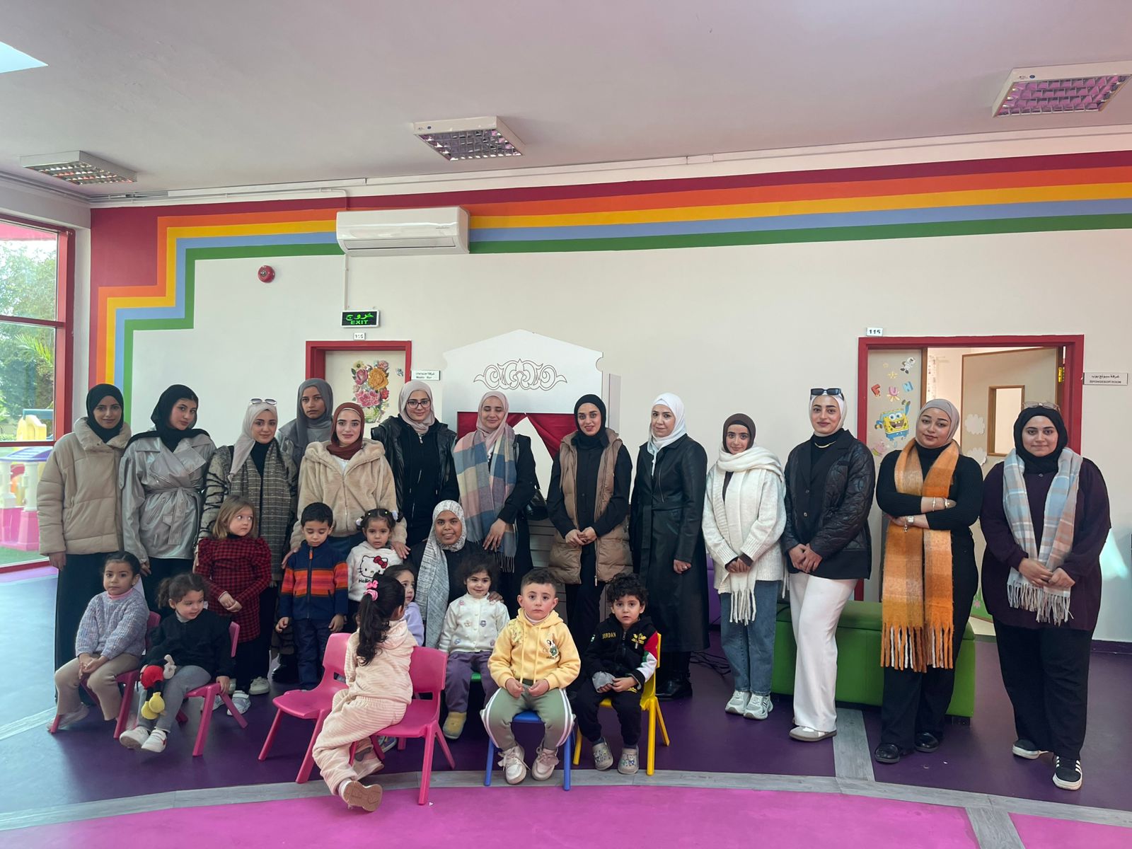 تصميم الأزياء في الزيتونة ينفّذ تجربة تدريبية مبتكرة داخل حضانة الجامعة